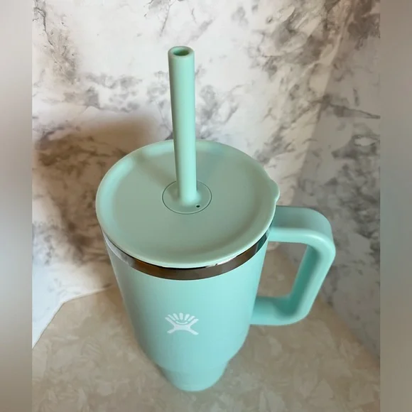 Hydro flask all around 40 ounce travell tumbler cup - Picture 2 of 2